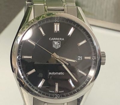 タグホイヤー　カレラ　WV211B-3　自動巻き腕時計　をお買取り致しました！