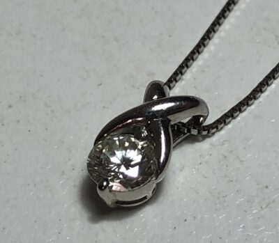 ダイヤモンド0.355ct PT900ペンダントネックレス　をお買取りさせていただきました！