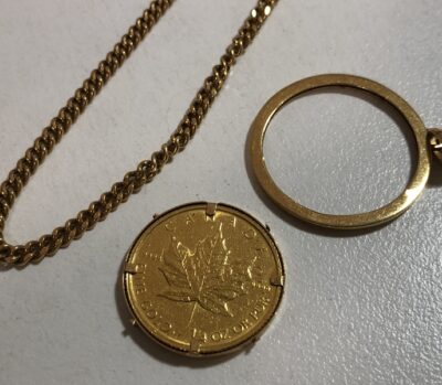 メイプルリーフ金貨1/4Ozペンダント＋K18チェーンネックレス　をお買取りさせていただきました！