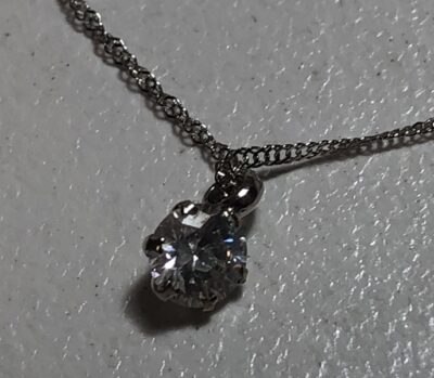PT900ダイヤペンダントネックレス　をお買取りさせていただきました！