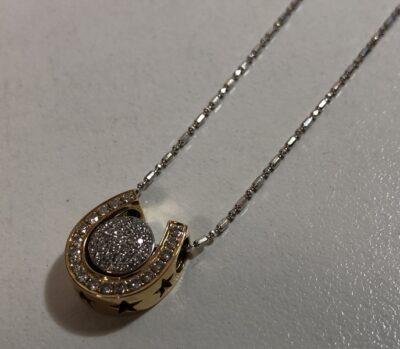 K18（YG、WG）＋メレダイヤ馬蹄ネックレス　をお買取りさせていただきました！