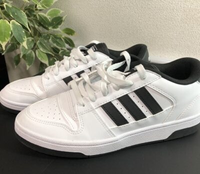 アディダス メンズスニーカー 極美品 をお買取りさせていただきました!