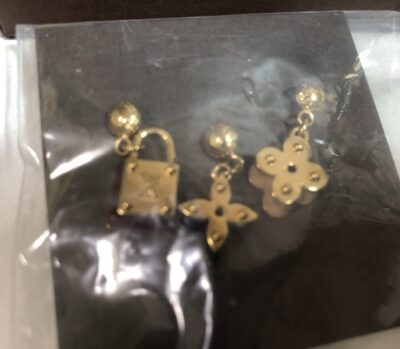 ルイヴィトン ピアスx3個 未使用品 をまとめてお買取りさせていただきました!