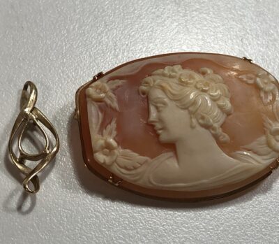 K18枠カメオ、K10チャーム　をまとめてお買取りさせていただきました！