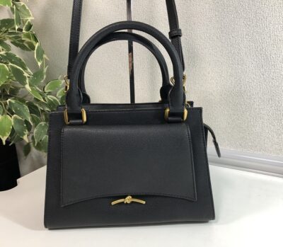 チャールズアンドキース　2WAYショルダー・ハンドバッグ　美品　をお買取りさせていただきました！