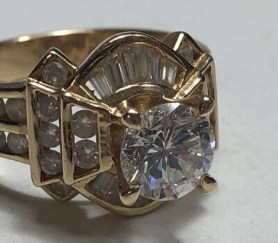 ダイヤモンド1.150ct＋メレダイヤ0.3ct K18リング　をお買取りさせていただきました！