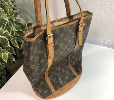 ルイヴィトン　モノグラム　バケットGM　M42236　※ベタ・剥がれ大　をお買取りさせていただきました！