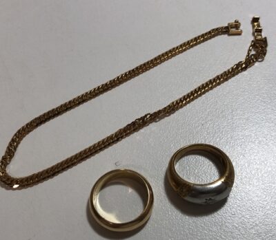 K18ネックレス、K18リング、K18xPt900コンビリング　をまとめてお買取りさせていただきました！