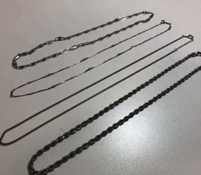 Pt900、Pt850ネックレス　計4点　をまとめてお買取りさせていただきました！