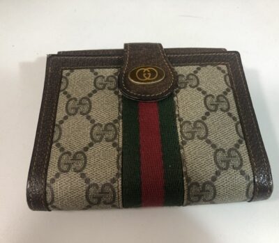 グッチ　オールドグッチ　シェリーライン　がま口三つ折り財布　をお買取りさせていただきました！