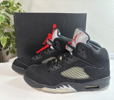 ナイキ　エアジョーダン5レトロOG　845035-003　未使用品　をお買取りさせていただきました！