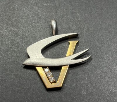 K18xPt900コンビ メレダイヤ付きペンダントトップ　をお買取りさせていただきました！