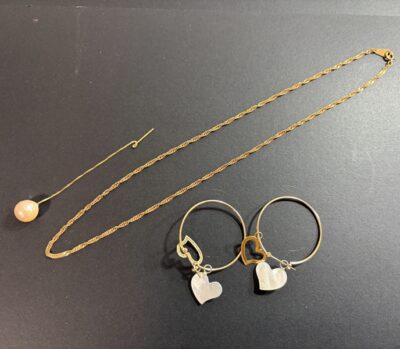 K18ネックレス、K18パールピアス、K10リングピアス　をまとめてお買取りさせていただきました！