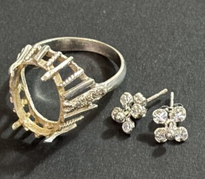 K14WG石取れリング、メレダイヤ付きピアス　をまとめてお買取りさせていただきました！