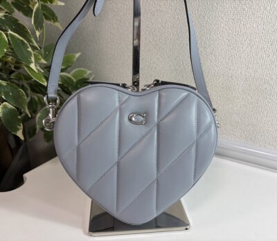 コーチ　ハートクロスボディ　キルティング　ショルダーバッグ　極美品　をお買取りさせていただきました！