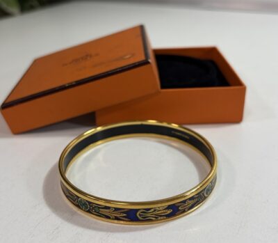 エルメス　エマイユ（七宝焼き）　バングル　をお買取りさせていただきました！