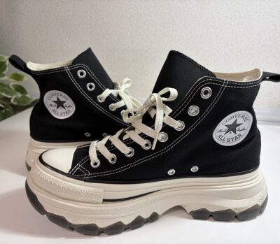 コンバース　オールスター　TREKWAVE HI　厚底ハイカットスニーカー　極美品　をお買取りさせていただきました！