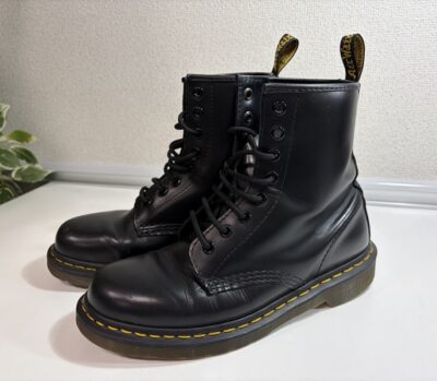 ドクターマーチン　8ホールブーツ　レディース　美品　をお買取りさせていただきました！