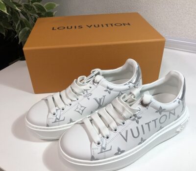 ルイヴィトン　タイムアウト・ライン　スニーカー　1AAVV9　極美品　箱・布袋付属　をお買取りさせていただきました！