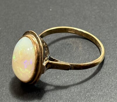 ホワイトオパールK18リング　をお買取りさせていただきました！