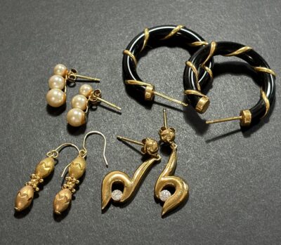 K18ピアス（ダイヤ・パール・オニキス付き）一式　をまとめてお買取りさせていただきました！